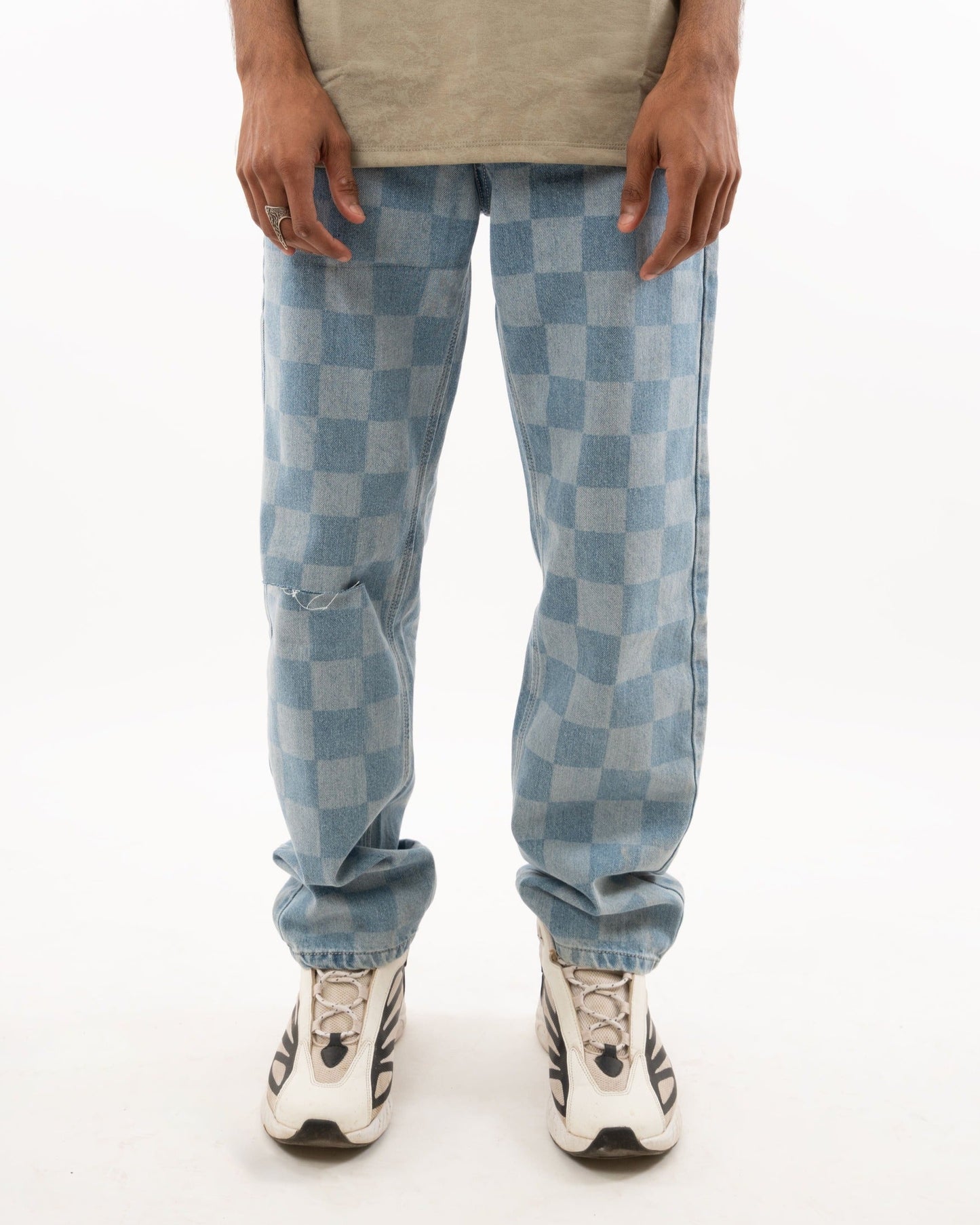 BLUE CHECKED DENIM