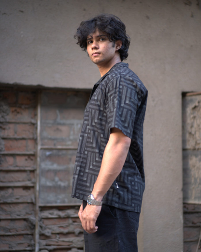WOVEN RHYTHM - BLACK